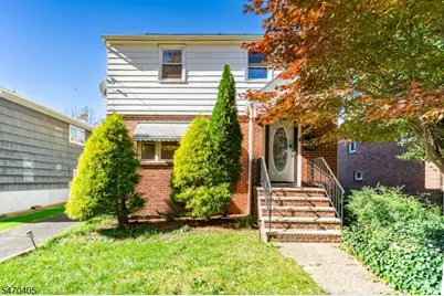 522 Thompson Ave, Roselle, NJ 07203 - Photo 1