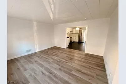 63 Garrison St, Newark, NJ 07105 - Photo 7