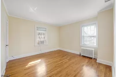 466 Beardsley Ave, Bloomfield, NJ 07003 - Photo 17