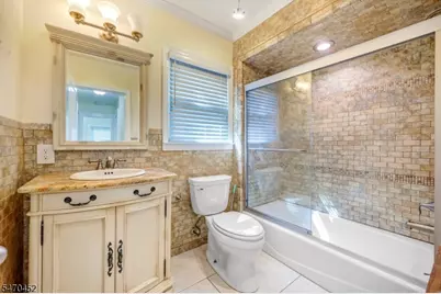 466 Beardsley Ave, Bloomfield, NJ 07003 - Photo 19
