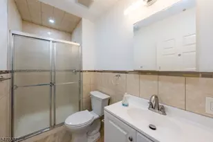 156 New York Ave, Newark, NJ 07105 - Photo 7