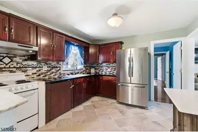 32 Valley View Dr, Mine Hill, NJ 07803 - Photo 3