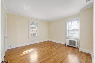 466 Beardsley Ave, Bloomfield, NJ 07003 - Photo 17