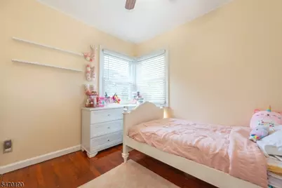 214 Villa Pl, Rahway, NJ 07065 - Photo 11
