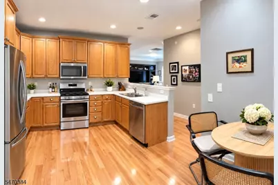3303 Chesterwood Way, Franklin Township, NJ 08873 - Photo 5