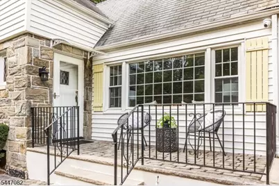 157 Laurel Ave, Livingston, NJ 07039 - Photo 3