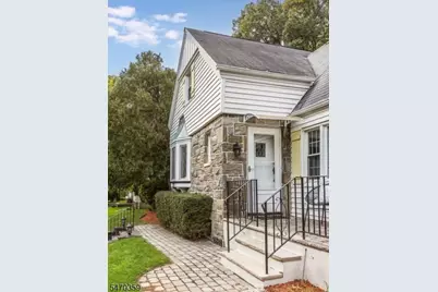 157 Laurel Ave, Livingston, NJ 07039 - Photo 1