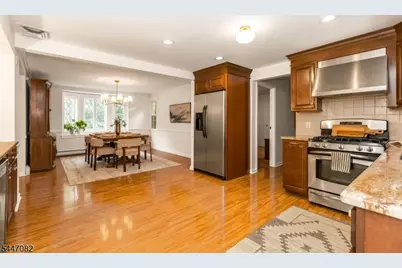 157 Laurel Ave, Livingston, NJ 07039 - Photo 15