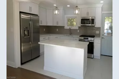 81 Amwell Road, Millstone Borough, NJ 08844 - Photo 3