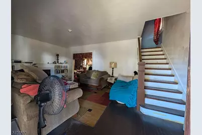 7 Whitman Ave, East Orange, NJ 07017 - Photo 7
