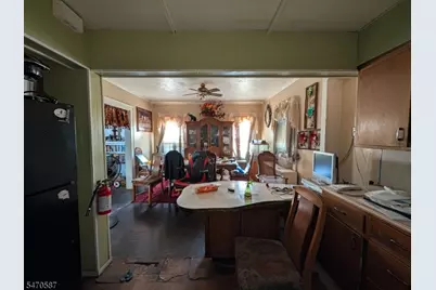 7 Whitman Ave, East Orange, NJ 07017 - Photo 19