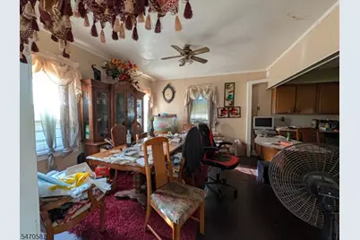 7 Whitman Ave, East Orange, NJ 07017 - Photo 15