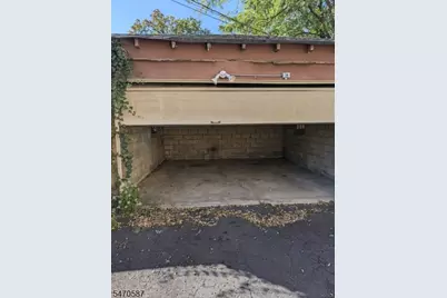 7 Whitman Ave, East Orange, NJ 07017 - Photo 5