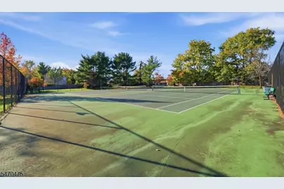 17 Park Gate Dr, Edison, NJ 08820 - Photo 33