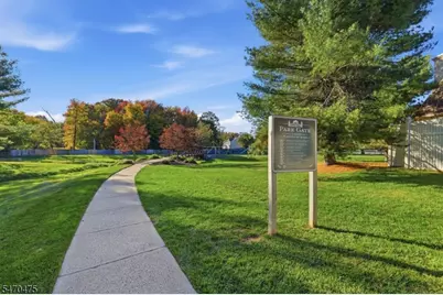 17 Park Gate Dr, Edison, NJ 08820 - Photo 31
