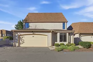 17 Park Gate Dr, Edison, NJ 08820 - Photo 1