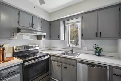 4 Fairview Pl #3, Morristown, NJ 07960 - Photo 11