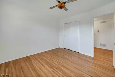 226 Lancaster Dr, Parsippany, NJ 07034 - Photo 29