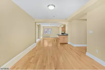 70 S Munn Ave #808, East Orange, NJ 07018 - Photo 13