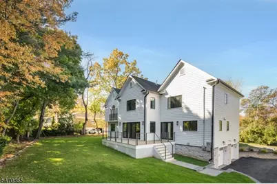 338 Old Short Hills Rd, Millburn, NJ 07078 - Photo 35