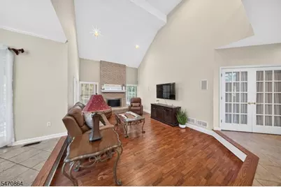 20 McPherson Dr, Raritan Township, NJ 08822 - Photo 15