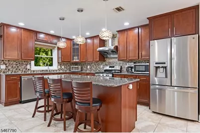 32 Seminole Ave, Rockaway Township, NJ 07866 - Photo 5