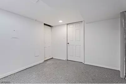 111 Fairchild Ave, Morris Township, NJ 07950 - Photo 11