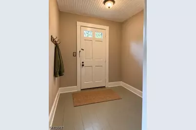 70 Catherine Ave, Saddle Brook Township, NJ 07663 - Photo 5
