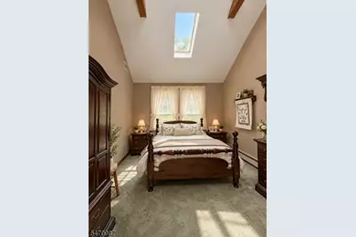 70 Catherine Ave, Saddle Brook Township, NJ 07663 - Photo 19
