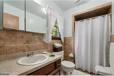 621 Bloomfield Ave, Nutley, NJ 07110 - Photo 33