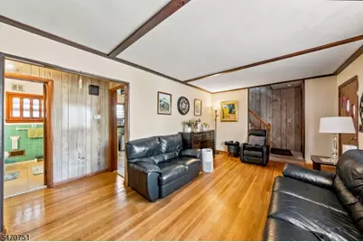 29 Miller St, Saddle Brook Township, NJ 07663 - Photo 31