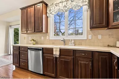 26 Rouser Way, Hillsborough Township, NJ 08844 - Photo 9