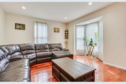 8 McBride Way, Bridgewater, NJ 08807 - Photo 9