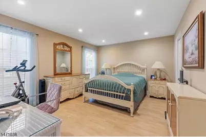 125 Harvest Ln, Lincoln Park, NJ 07035 - Photo 11