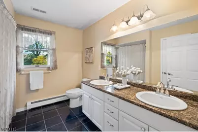 237 Monroe Ave, Montgomery Township, NJ 08502 - Photo 33