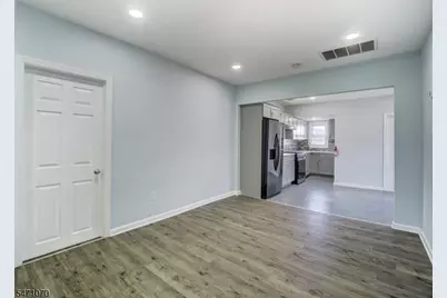 27 Honiss St #2, Belleville, NJ 07109 - Photo 19