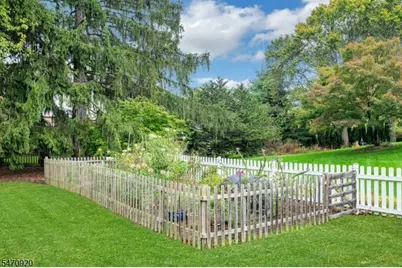 92 Littleton Rd, Morris Plains, NJ 07950 - Photo 5