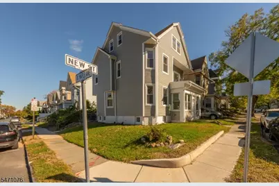 32 New St, East Orange, NJ 07017 - Photo 3