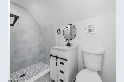 32 New St, East Orange, NJ 07017 - Photo 7