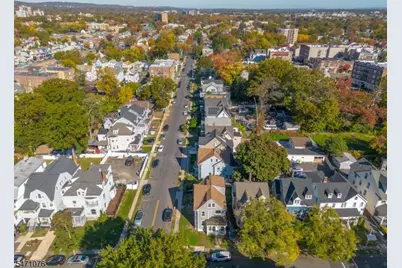 32 New St, East Orange, NJ 07017 - Photo 5