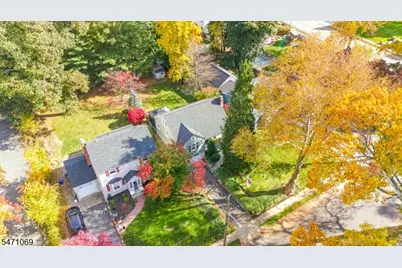 48 Freeman St, Roseland, NJ 07068 - Photo 33