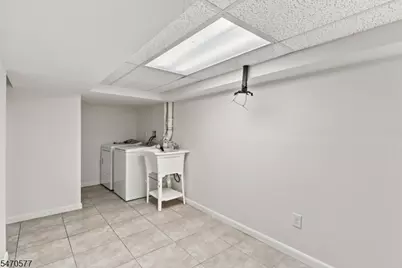 1138 Mayfair Dr, Rahway, NJ 07065 - Photo 21
