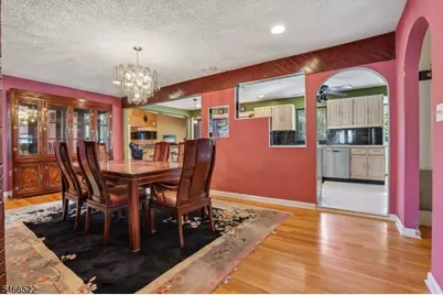 97 Amherst Ave, Woodbridge Township, NJ 07067 - Photo 27