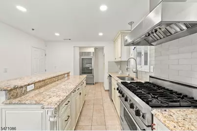16 Mount Pleasant Ave, Hanover Township, NJ 07981 - Photo 9
