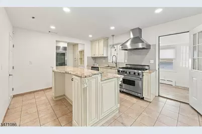 16 Mount Pleasant Ave, Hanover Township, NJ 07981 - Photo 3