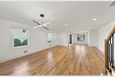 33 Cedar St #B, Garfield, NJ 07026 - Photo 3