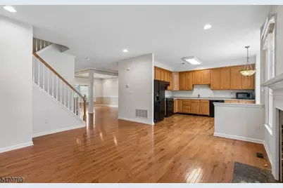233 Apt 1 Patriot Hill Dr, Bernards Township, NJ 07920 - Photo 9