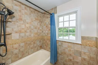 11 N Pocono Rd, Mountain Lakes, NJ 07046 - Photo 35