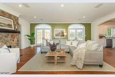 11 N Pocono Rd, Mountain Lakes, NJ 07046 - Photo 5