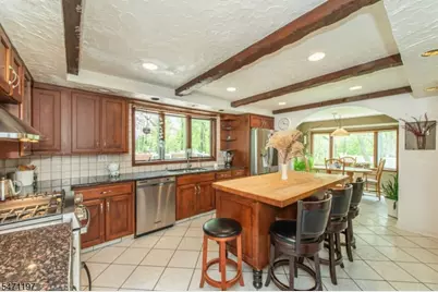 839 Rifle Camp Rd, Woodland Park, NJ 07424 - Photo 15